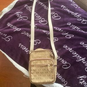 Michael Kors crossbody